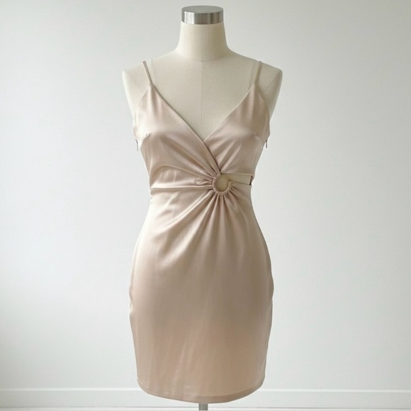 Guess Dresses & Skirts - Guess| Y2K Blush Satin Sexy Mini Dress w/Ring Detail & Side Cut Out Sz XS